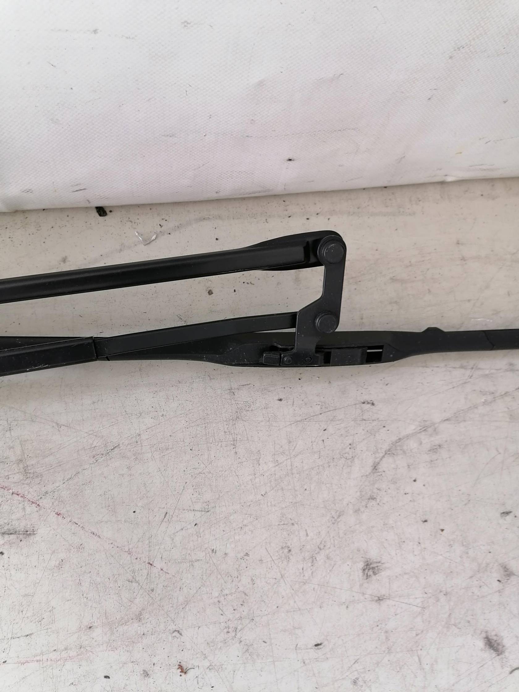 Braccio tergiparabrezza